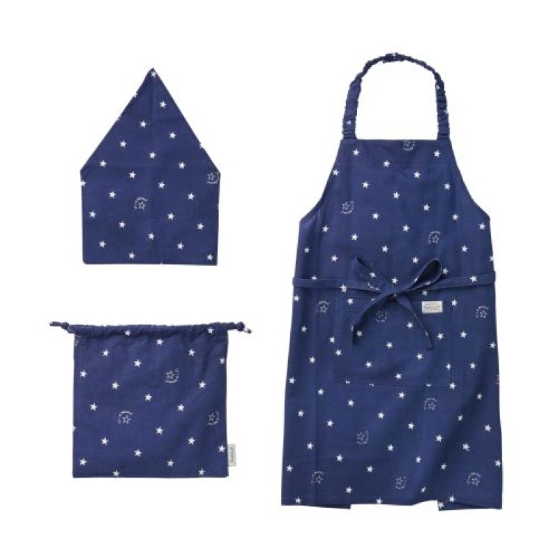画像1: ◇レップ(Rep) habituel(アビチュアル) ケイト キッズエプロン3Pセット ネイビー 星柄 バンダナ・巾着付き 綿100%使用 洗濯機対応 子供用 メンズ レディース 男の子 女の子 学校 調理実習 首掛け 前結び おしゃれ かわいい 料理用 工作用 500910 [ B08ZYG19Q8 / 4534863500910 / / 4534863500910 ] (1)