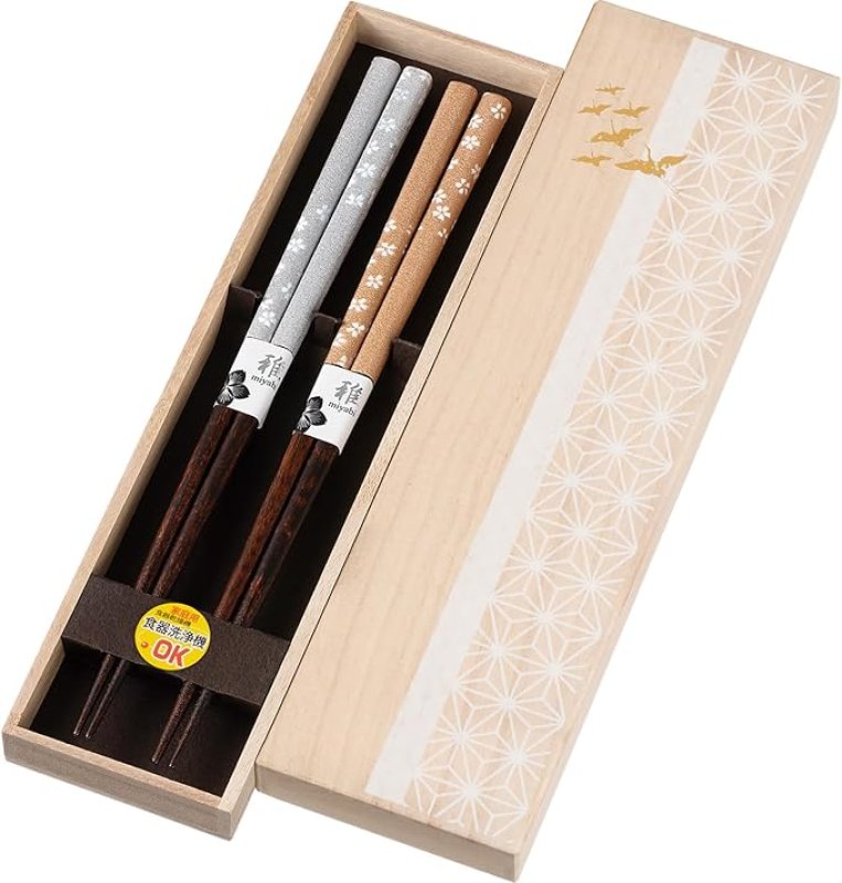 画像1: サンライフ 箸 夫婦箸 食洗機対応 2膳 ペア セット 23cm 市松桜小道 飛翔 父の日 母の日 敬老の日 ギフト 木箱入り 銀 / 金 日本製 S-04073 [ B0DJS4QX7F / 4974263710425 / S-04073 ] (1)